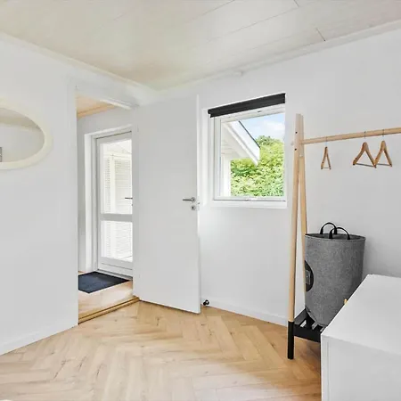 8169-praesto-bakkestien-25 Casa de Férias