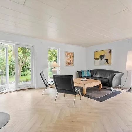 8169-praesto-bakkestien-25 Præstø