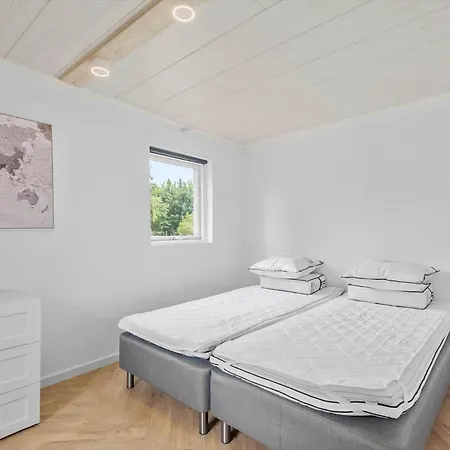 Holiday home 8169-praesto-bakkestien-25 *