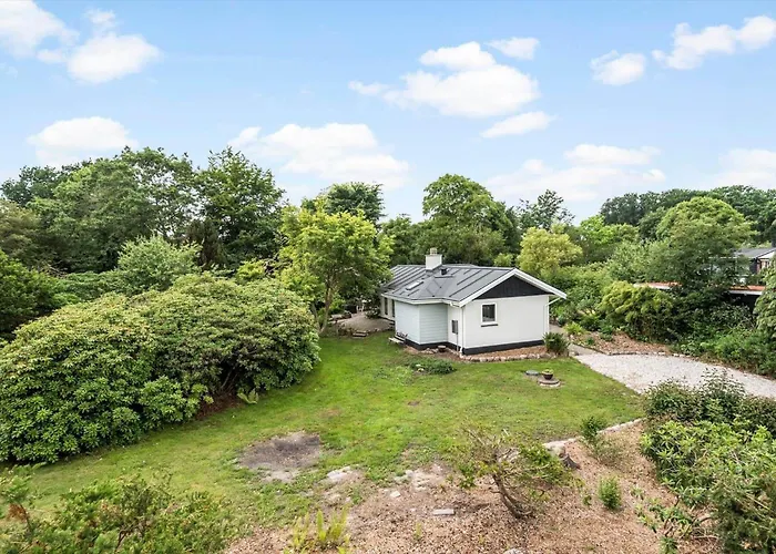 8169-praesto-bakkestien-25 * Престё